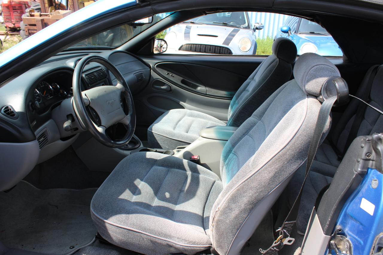 1995 Ford Mustang  Photo4