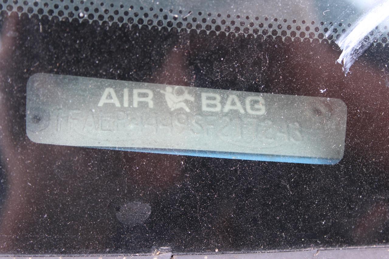 1995 Ford Mustang  Photo