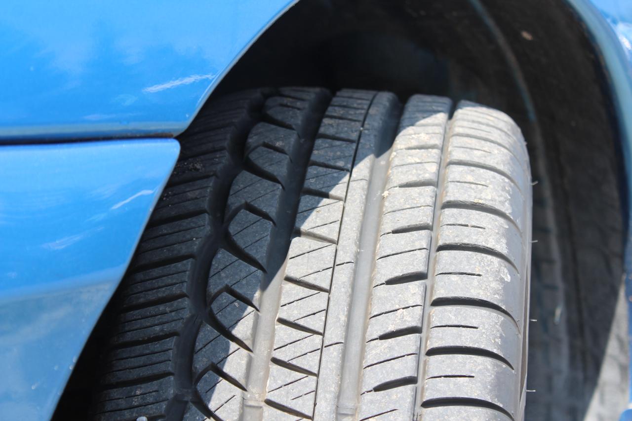 1995 Ford Mustang  Photo