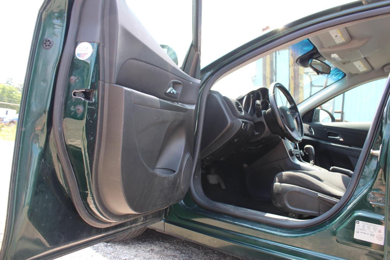 2014 Chevrolet Cruze  Photo