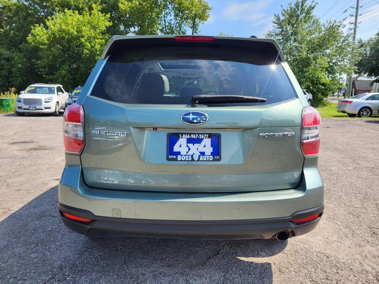 2015 Subaru Forester TOURING Photo3