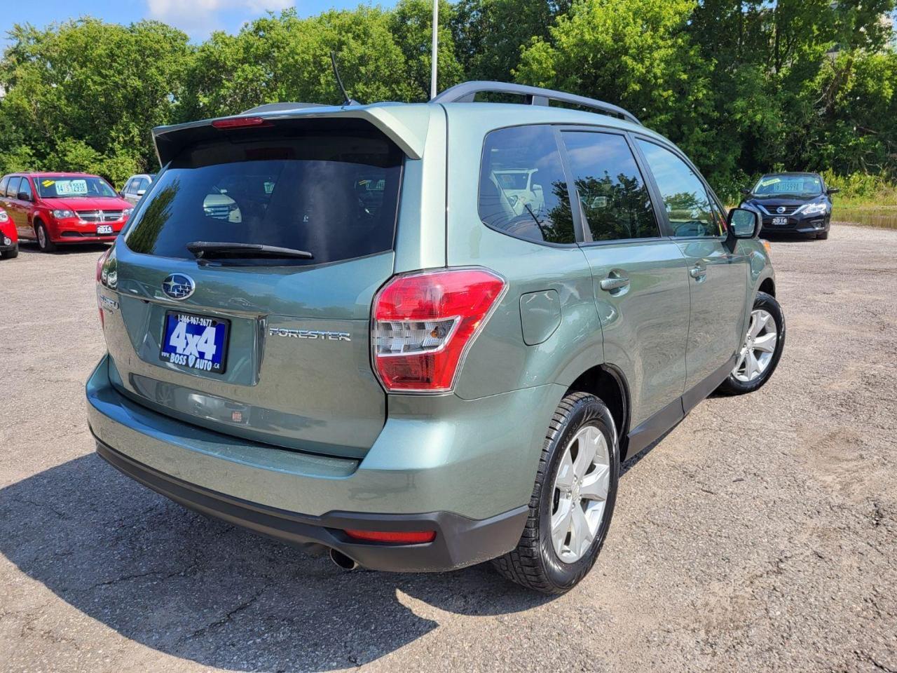 2015 Subaru Forester TOURING Photo4