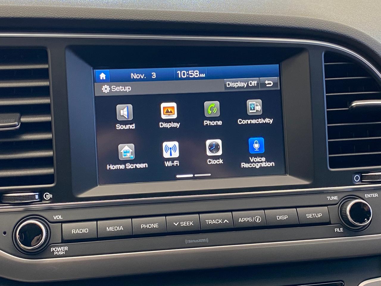 2017 Hyundai Elantra GL+ApplePlay+New Tires+A/C+Camera+Blind Spot Photo32