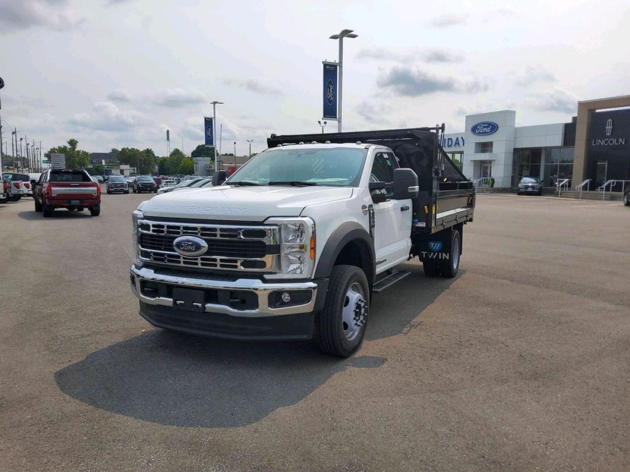 New 2024 Ford F-550 Super Duty DRW XL for sale in Peterborough, ON