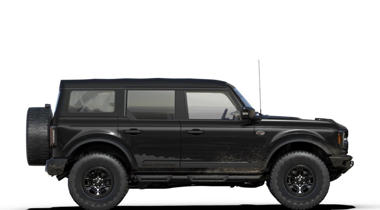 2024 Ford Bronco WildTrak Photo4