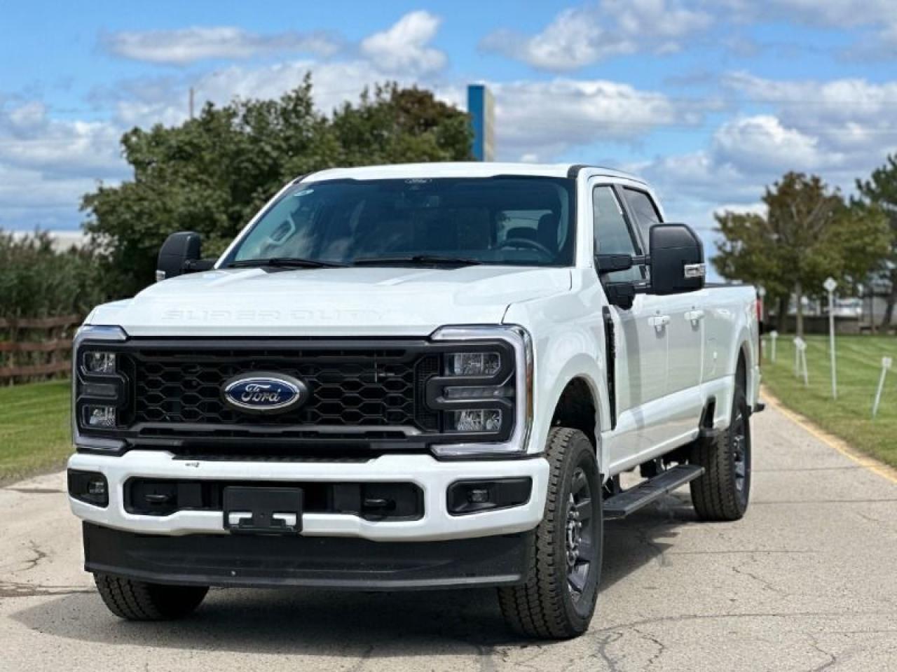 New 2024 Ford Super Duty F-250 XLT for sale in Mississauga, ON