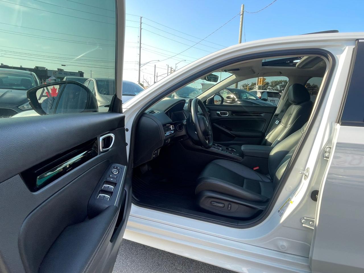 2023 Honda Civic TOURING AUTO FULLY LOADED ONE OWNER NO ACCIDENT - Photo #9
