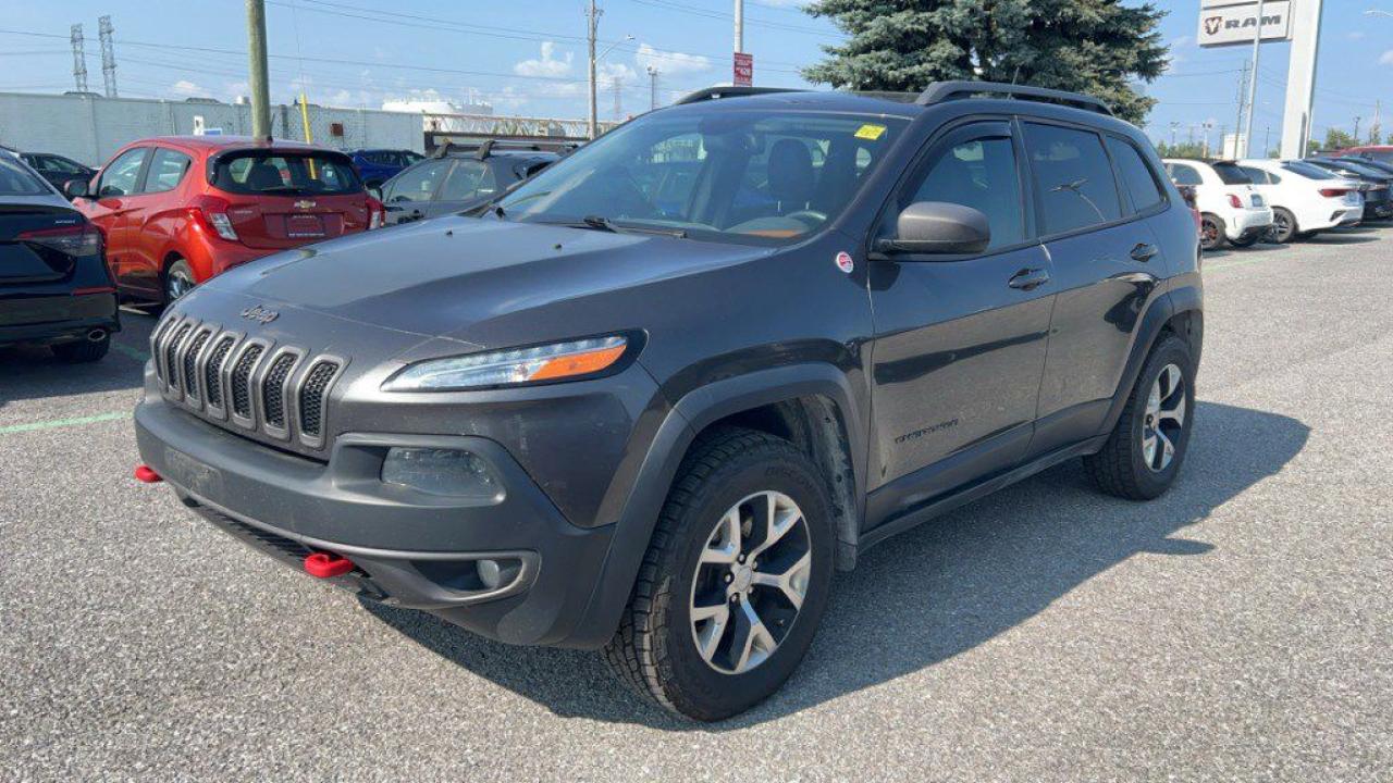 Used 2014 Jeep Cherokee 4WD 4dr Trailhawk for sale in Nepean, ON