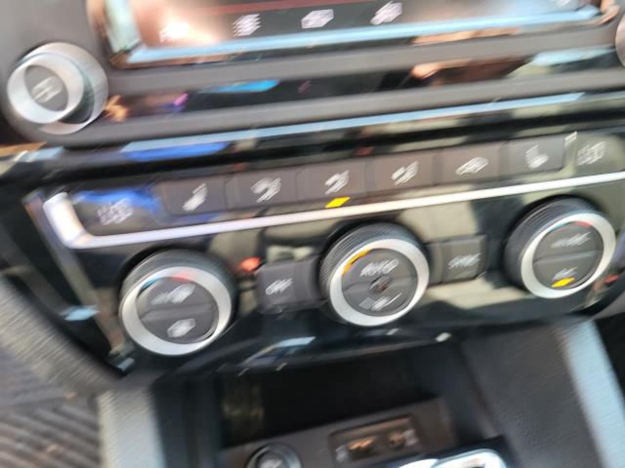 2017 Volkswagen Jetta 1.4T WOLFSBURG Photo13