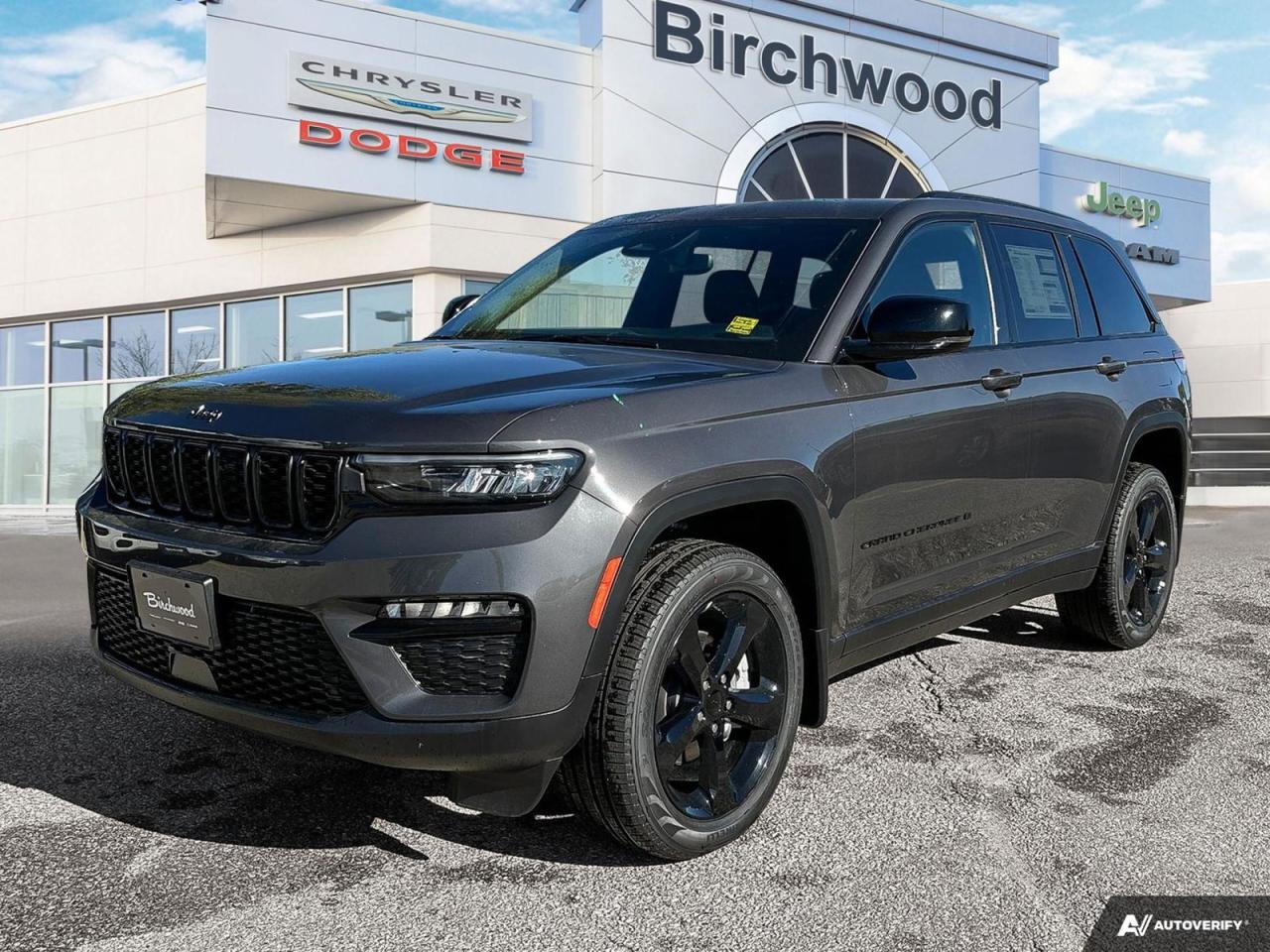 New 2024 Jeep Grand Cherokee Limited CommandView dual–pane panoramic sunroof for sale in Winnipeg, MB