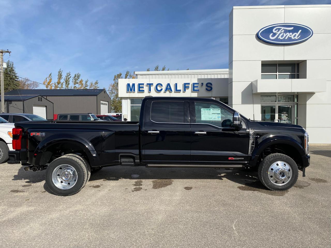 New 2024 Ford F-450 Super Duty DRW LIMITED 4WD CREW CAB 8' BOX for sale in Treherne, MB