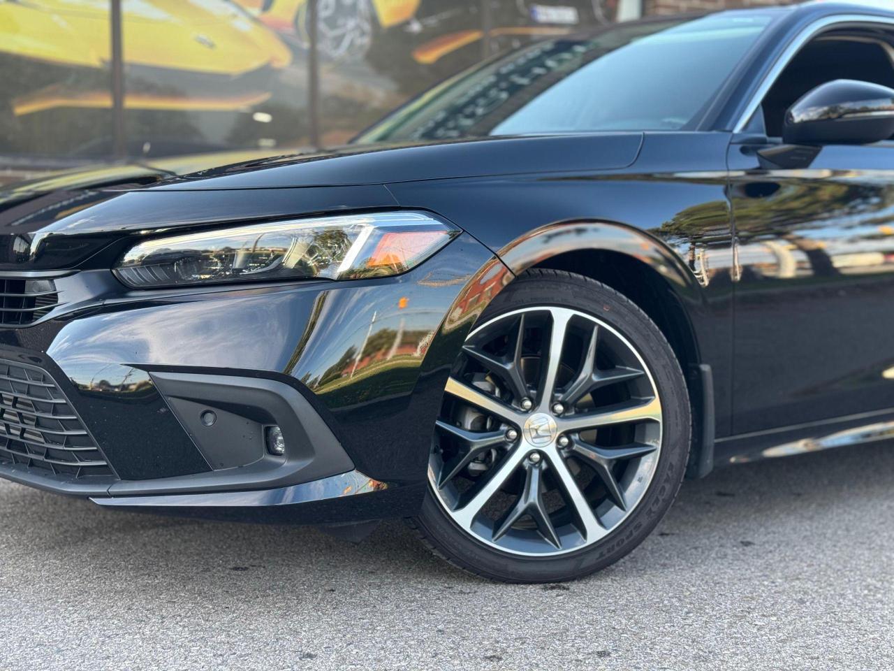 2024 Honda Civic Touring Photo4