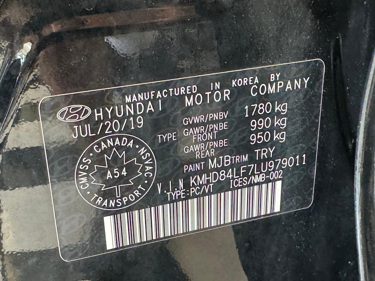 2020 Hyundai Elantra Preferred W/Sun & Safety+Lane Keep+CLEAN CARFAX - Photo #41