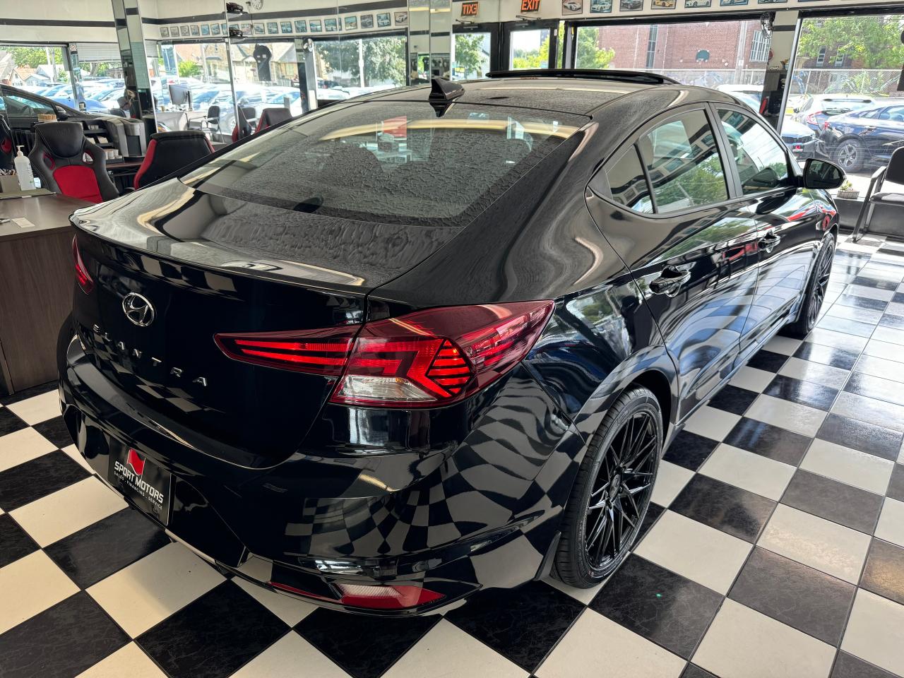 2020 Hyundai Elantra Preferred W/Sun & Safety+Lane Keep+CLEAN CARFAX - Photo #9