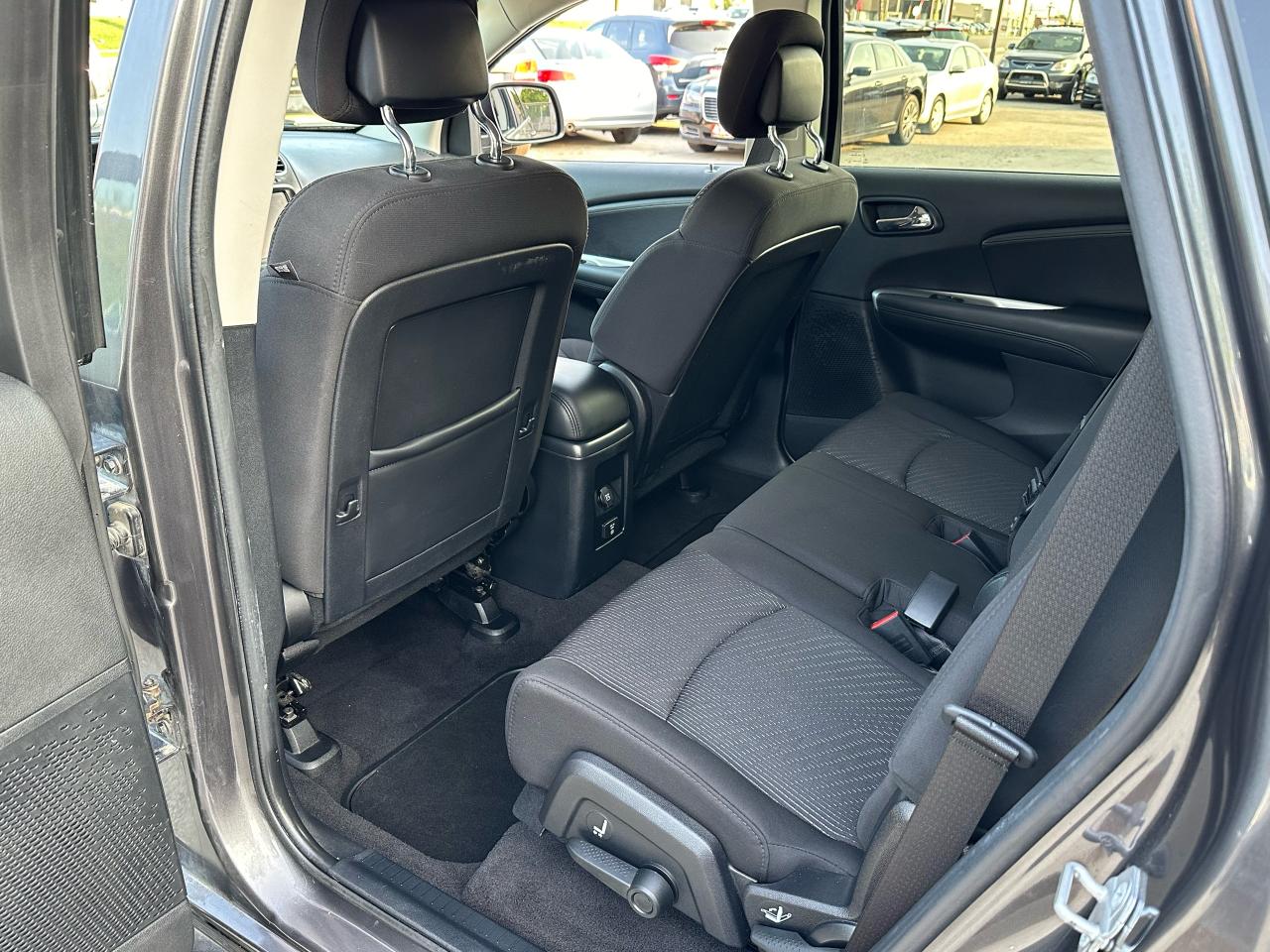2014 Dodge Journey Limited - Photo #9