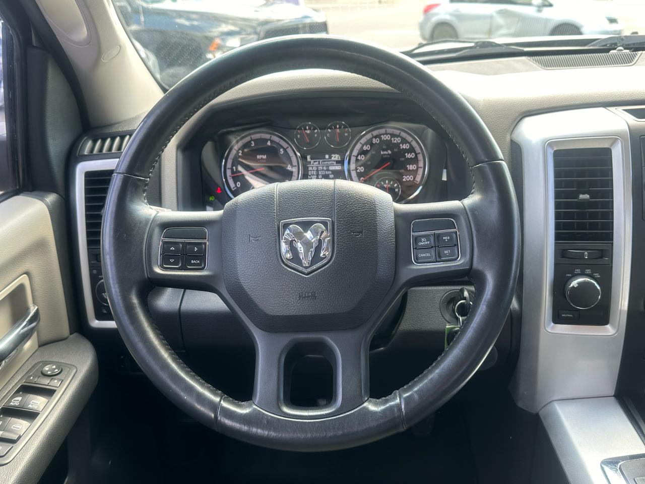 2012 RAM 1500 Big Horn - Photo #12