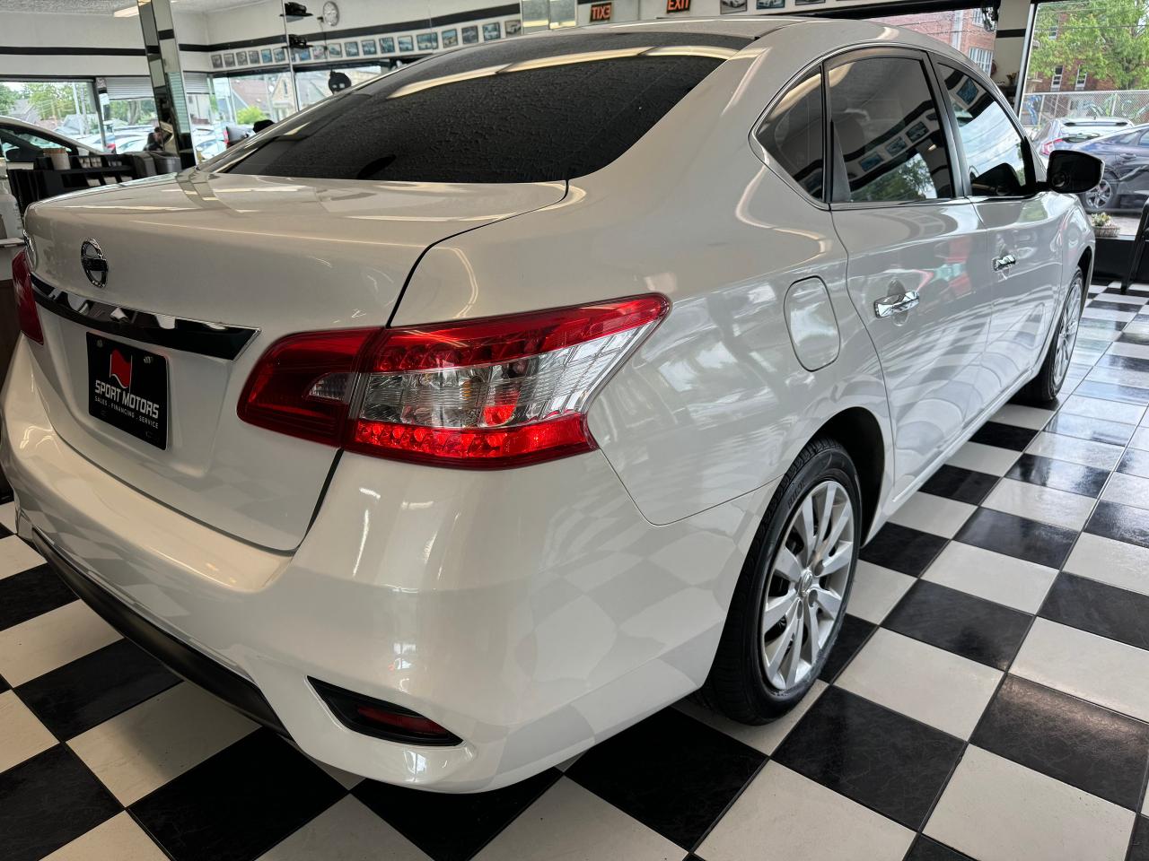 2016 Nissan Sentra S+New Tires+Brakes+A/C+Tinted+CLEAN CARFAX - Photo #38