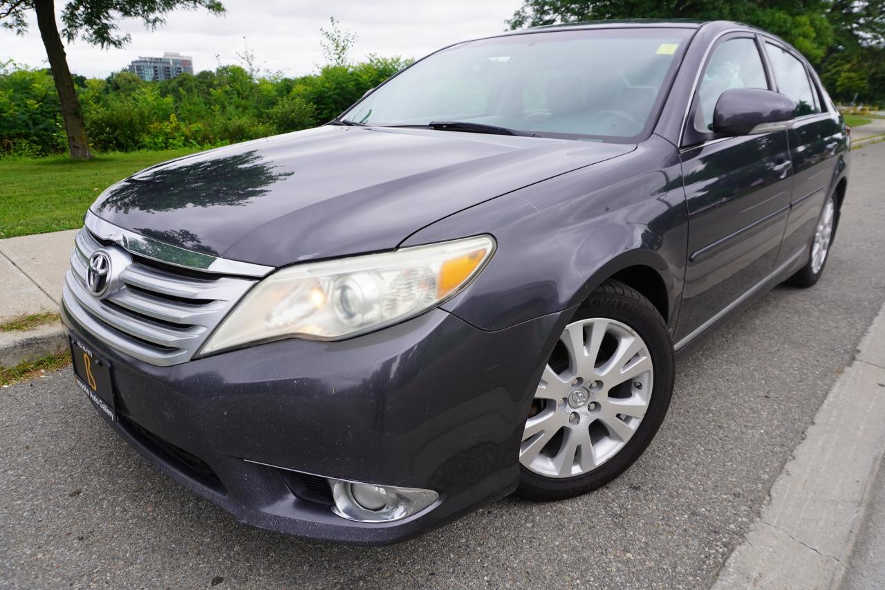 2011 Toyota Avalon LIMITED / NO ACCIDENTS / NAVIGATION /RECLINE SEATS