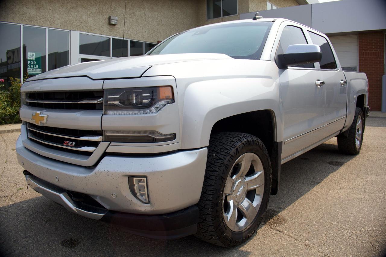 2018 Chevrolet Silverado 1500 LTZ - Photo #2