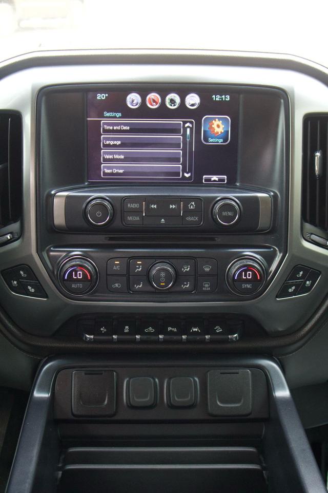 2018 Chevrolet Silverado 1500 LTZ - Photo #12