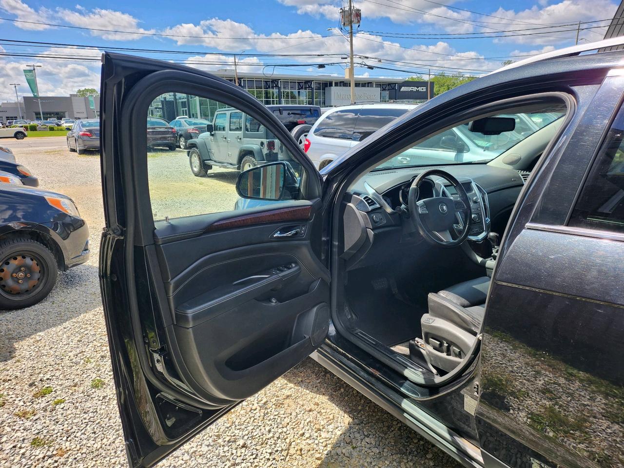 2012 Cadillac SRX LUXURY COLLECTION – AWD – FULLY LOADED – with SAFETY & WARRANTY Photo