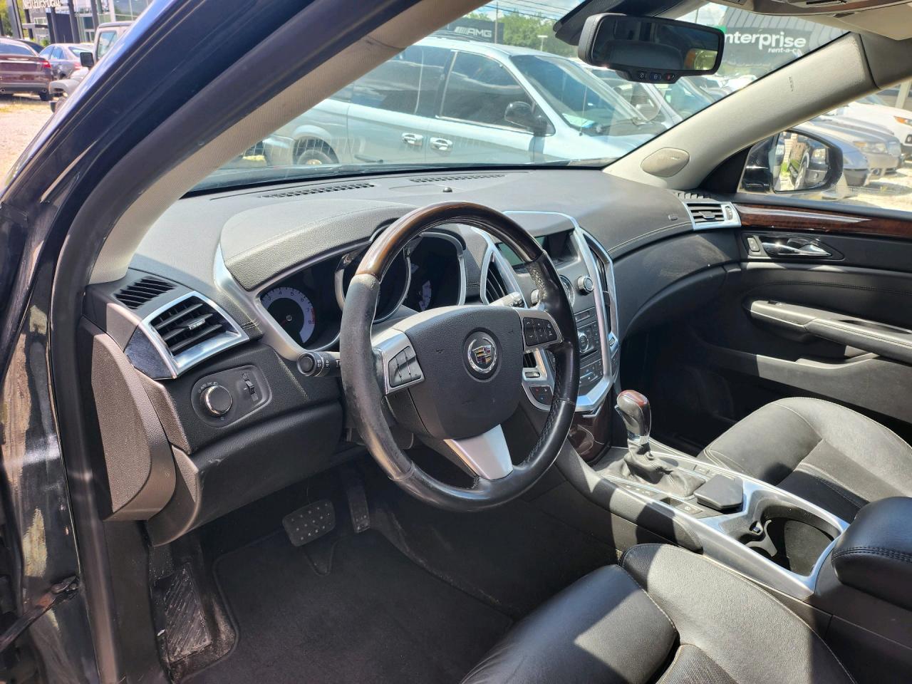 2012 Cadillac SRX LUXURY COLLECTION – AWD – FULLY LOADED – with SAFETY & WARRANTY Photo