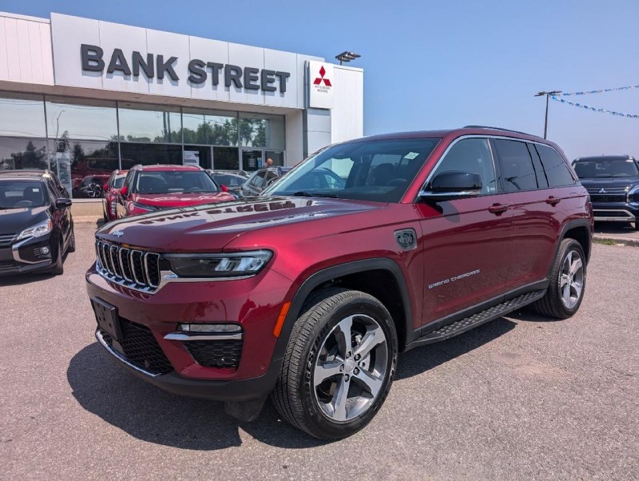 Used 2022 Jeep Grand Cherokee 4xe 4x4 for sale in Gloucester, ON