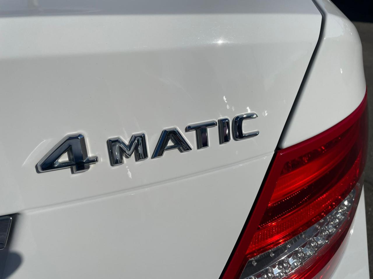 2014 Mercedes-Benz C-Class C 300 4MATIC NAVIGATION SUNROOF NO ACCIDENT CAMERA - Photo #15