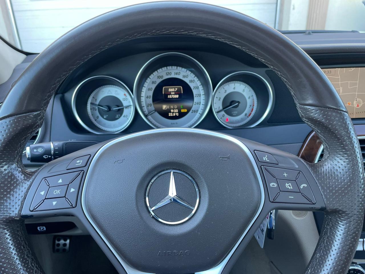 2014 Mercedes-Benz C-Class C 300 4MATIC NAVIGATION SUNROOF NO ACCIDENT CAMERA - Photo #28