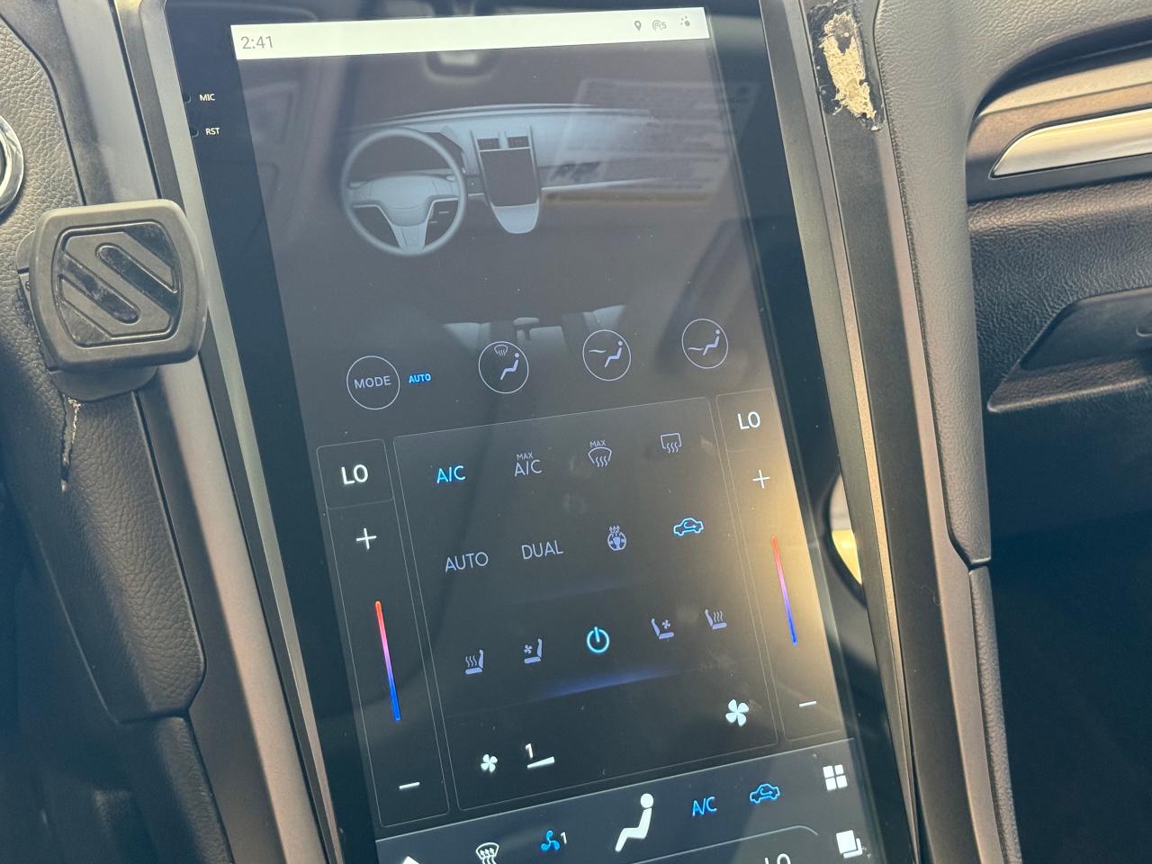 2020 Ford Fusion Hybrid TITANIUM Hybrid+GPS+Adaptive Cruise+CLEAN CARFAX Photo99