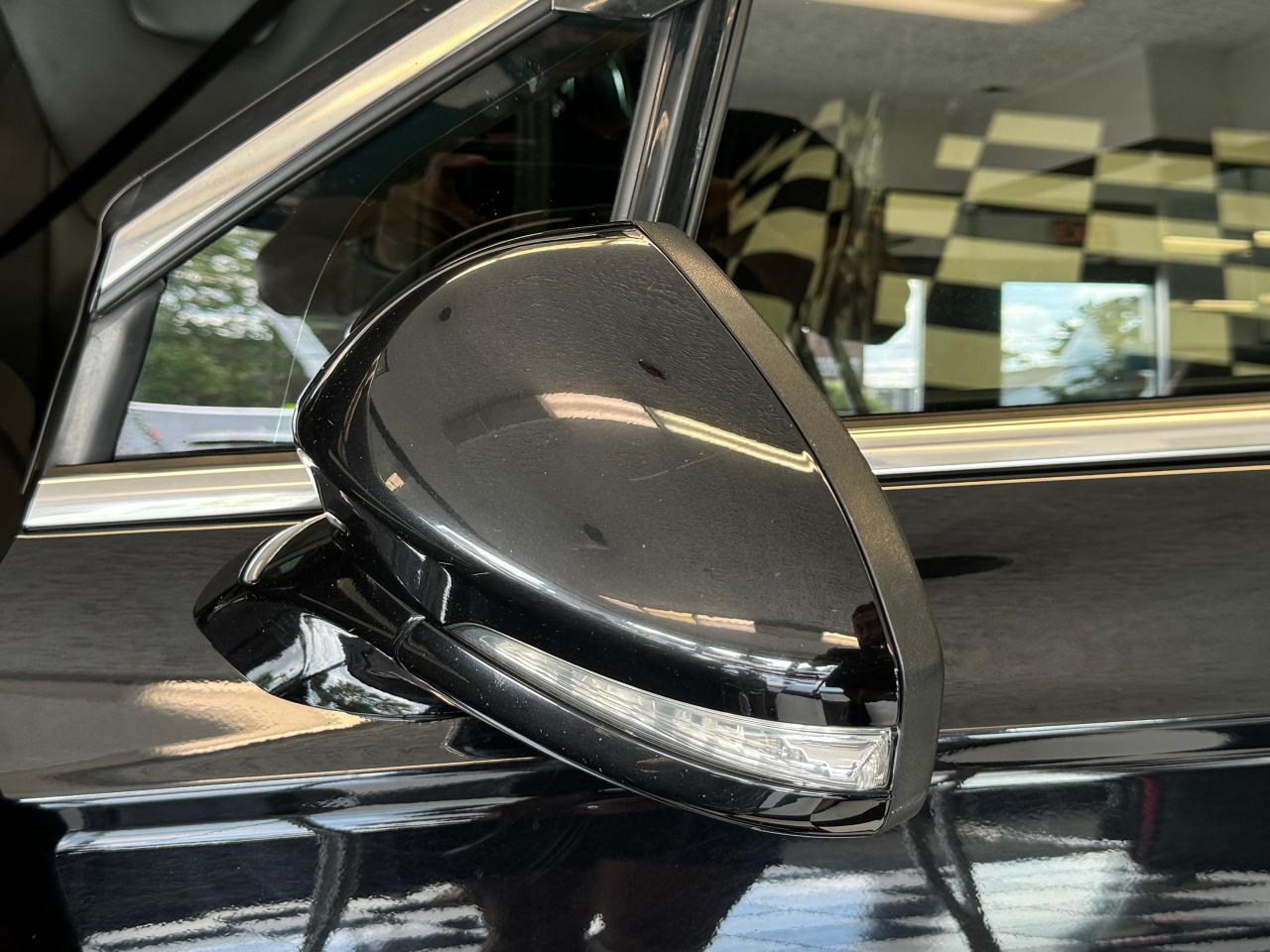 2020 Ford Fusion Hybrid TITANIUM Hybrid+GPS+Adaptive Cruise+CLEAN CARFAX - Photo #58