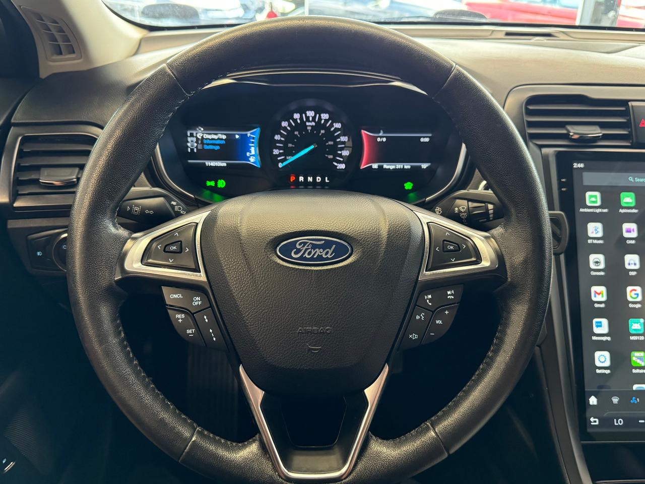 2020 Ford Fusion Hybrid TITANIUM Hybrid+GPS+Adaptive Cruise+CLEAN CARFAX Photo12