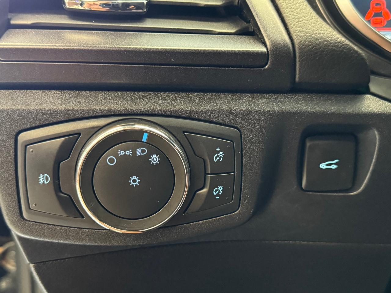 2020 Ford Fusion Hybrid TITANIUM Hybrid+GPS+Adaptive Cruise+CLEAN CARFAX - Photo #49