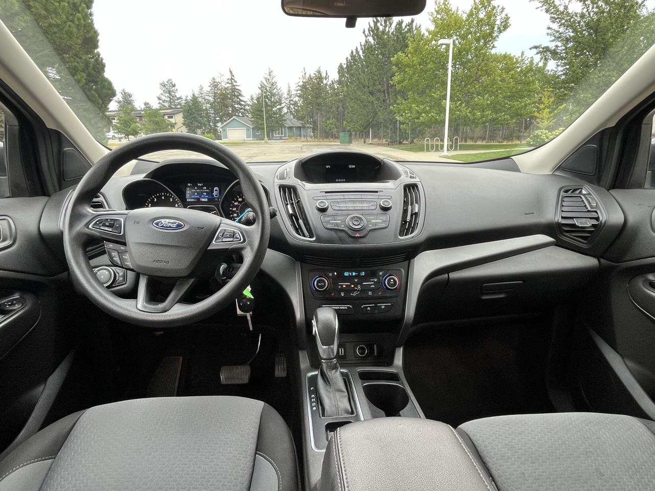 2018 Ford Escape SE FWD - Photo #12