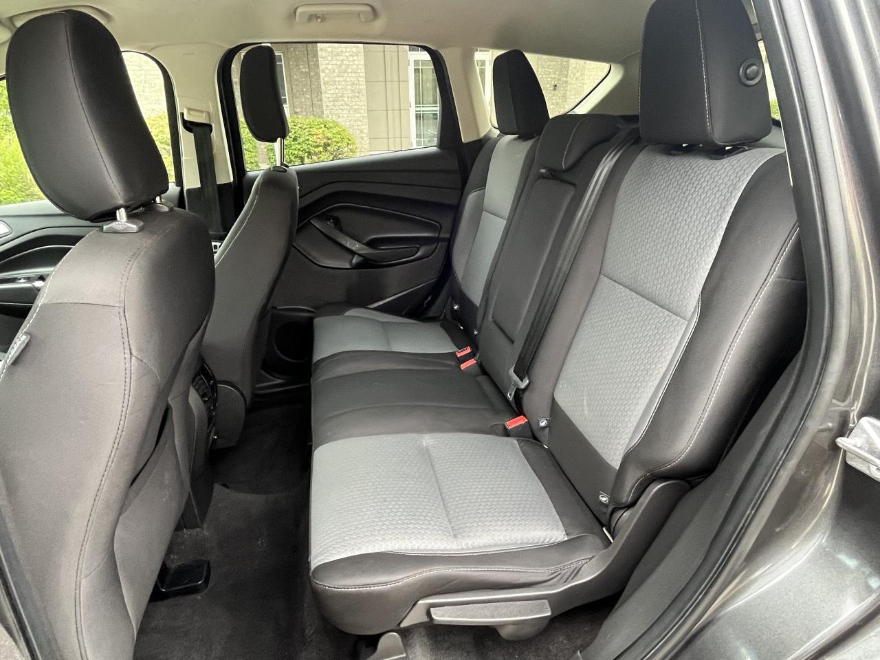 2018 Ford Escape SE FWD - Photo #18
