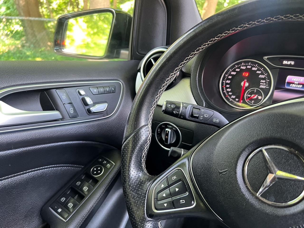 2017 Mercedes-Benz B-Class B250 Sports Tourer - Photo #12