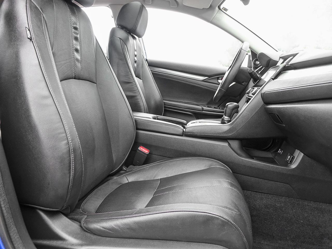 2016 Honda Civic Touring Sedan CVT - Photo #13