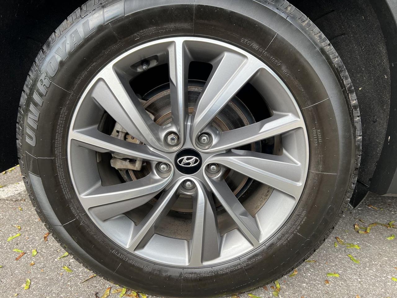 2020 Hyundai Santa Fe Preferred AWD - Photo #19