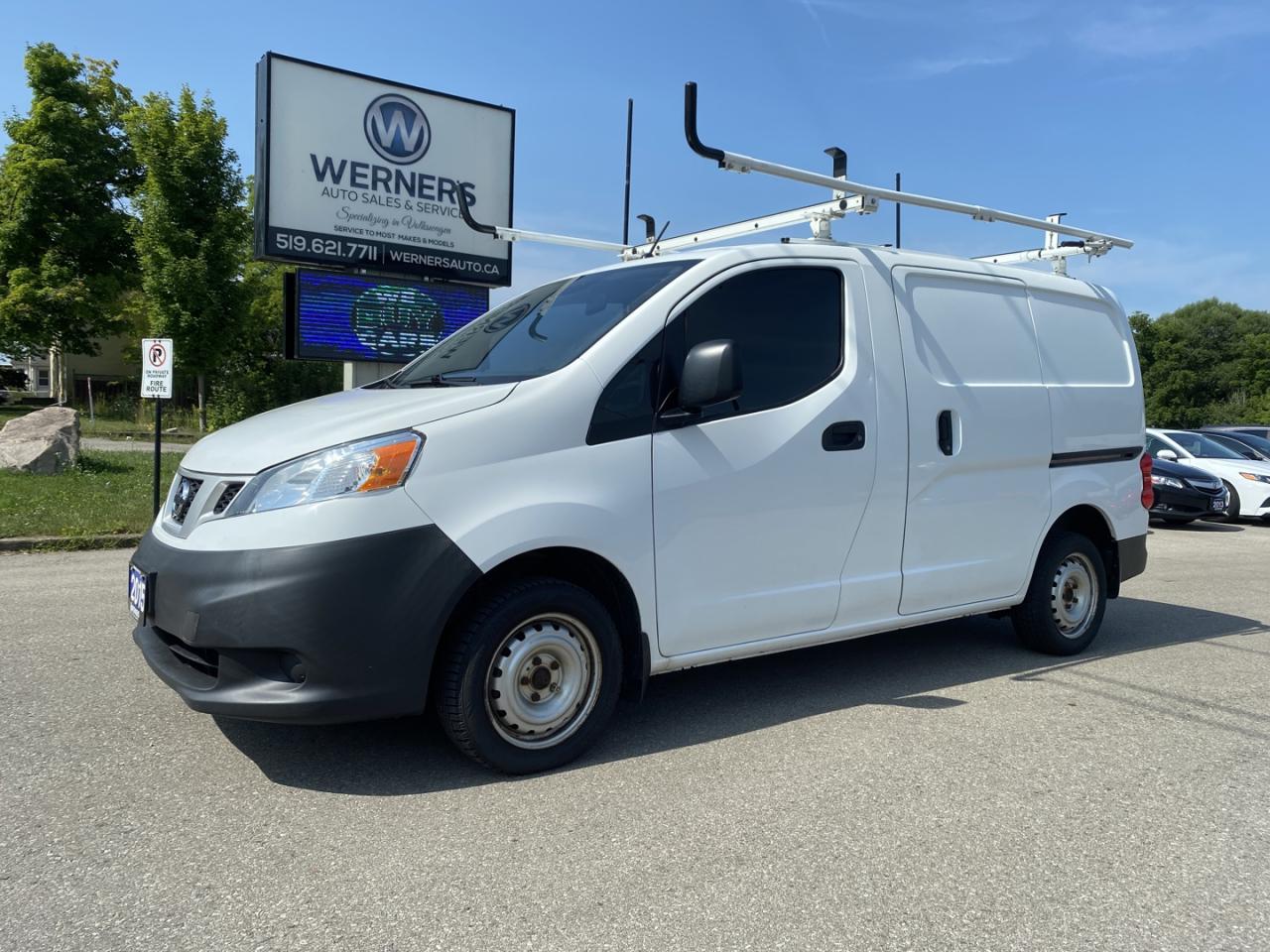 Used 2015 Nissan NV200 SV for sale in Cambridge, ON