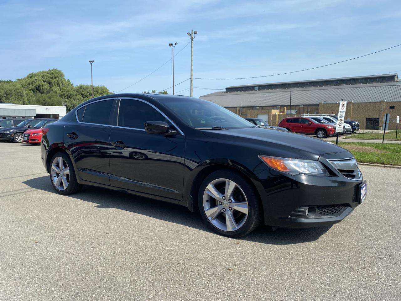 2013 Acura ILX 6-Spd MT w/ Premium Package Photo3