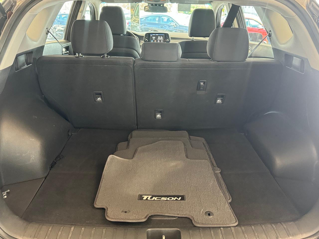 2020 Hyundai Tucson Essential AWD+New Brakes+Lane Keep+BSM+Apple Play - Photo #26