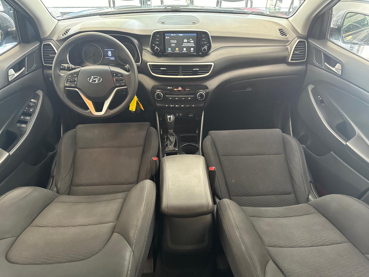2020 Hyundai Tucson Essential AWD+New Brakes+Lane Keep+BSM+Apple Play - Photo #2