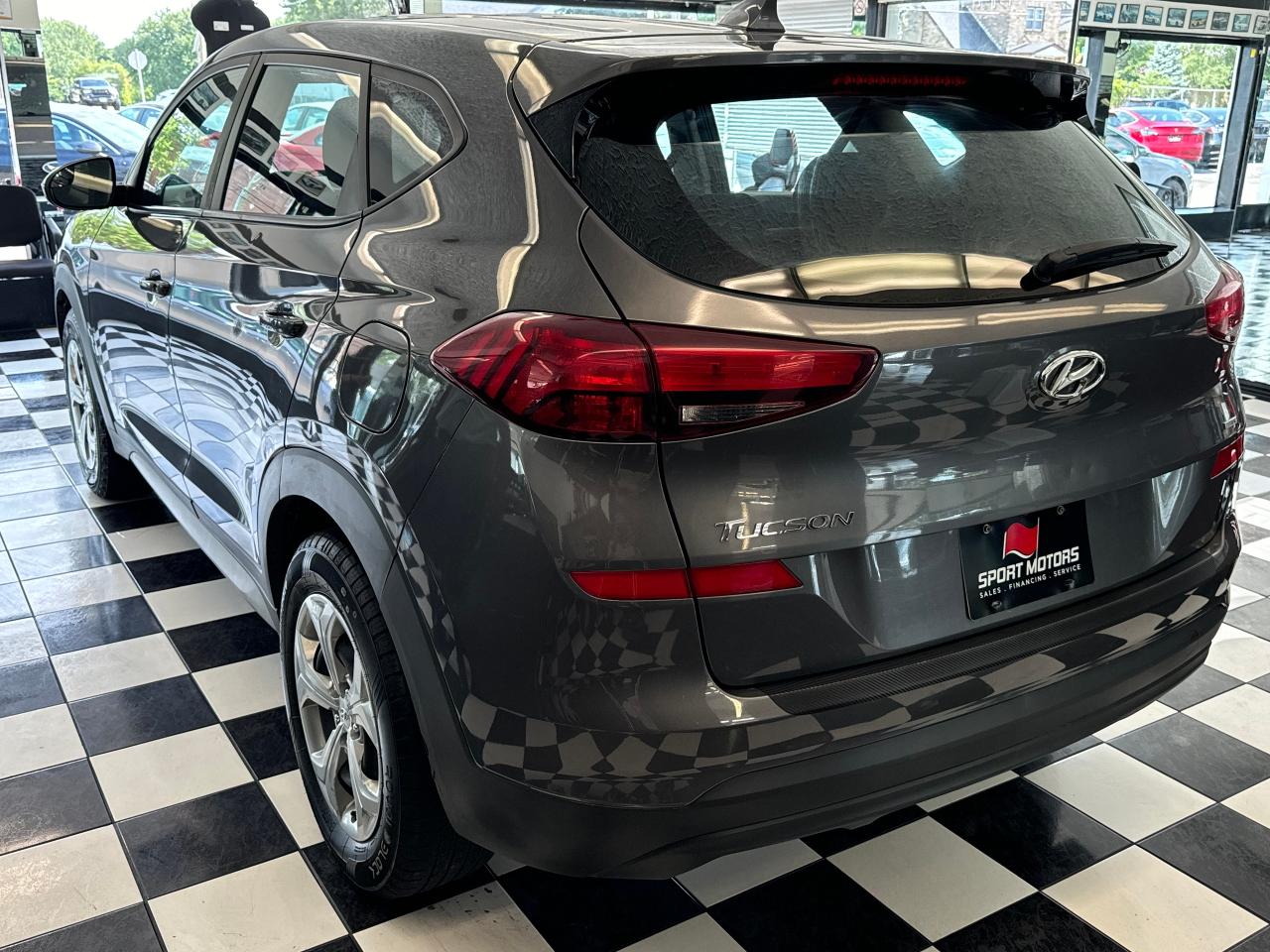 2020 Hyundai Tucson Essential AWD+New Brakes+Lane Keep+BSM+Apple Play - Photo #5