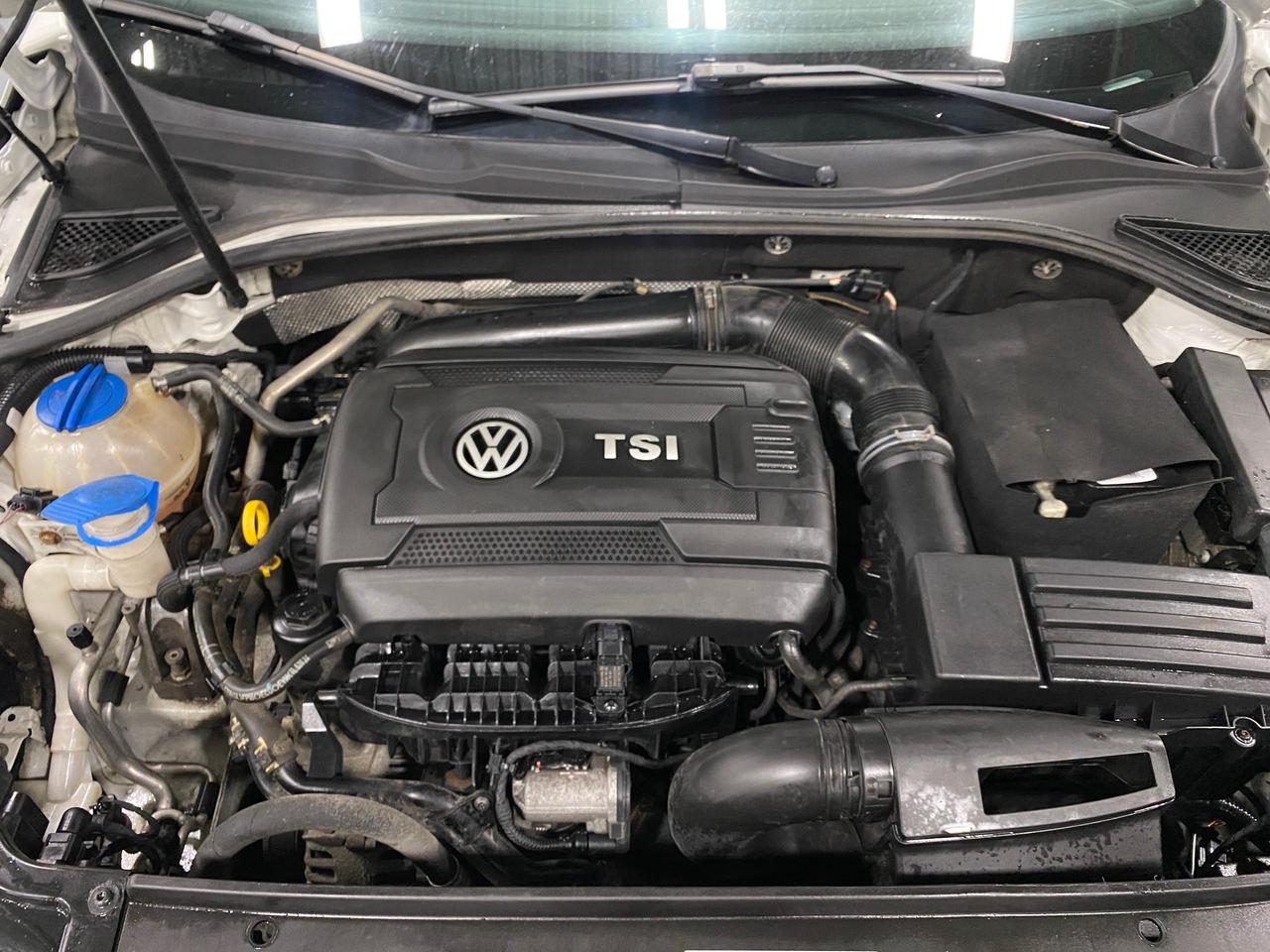 2016 Volkswagen Passat 4DR SDN 1.8 TSI AUTO COMFORTLINE Photo