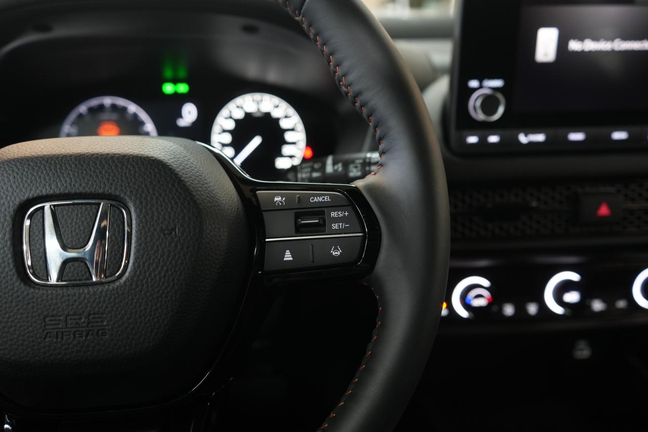2024 Honda HR-V SPORT-B | AWD | Sunroof | ACC | LaneDep | CarPlay