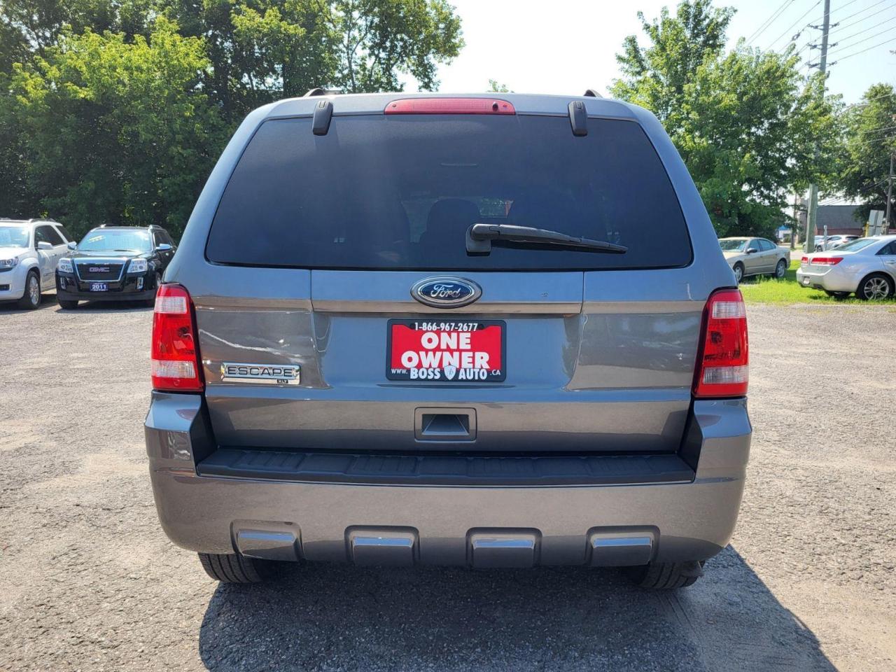 2011 Ford Escape XLT Photo3