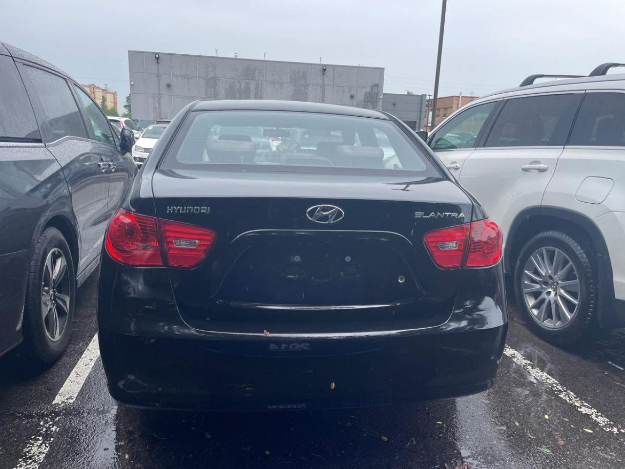 2009 Hyundai Elantra GL Photo2