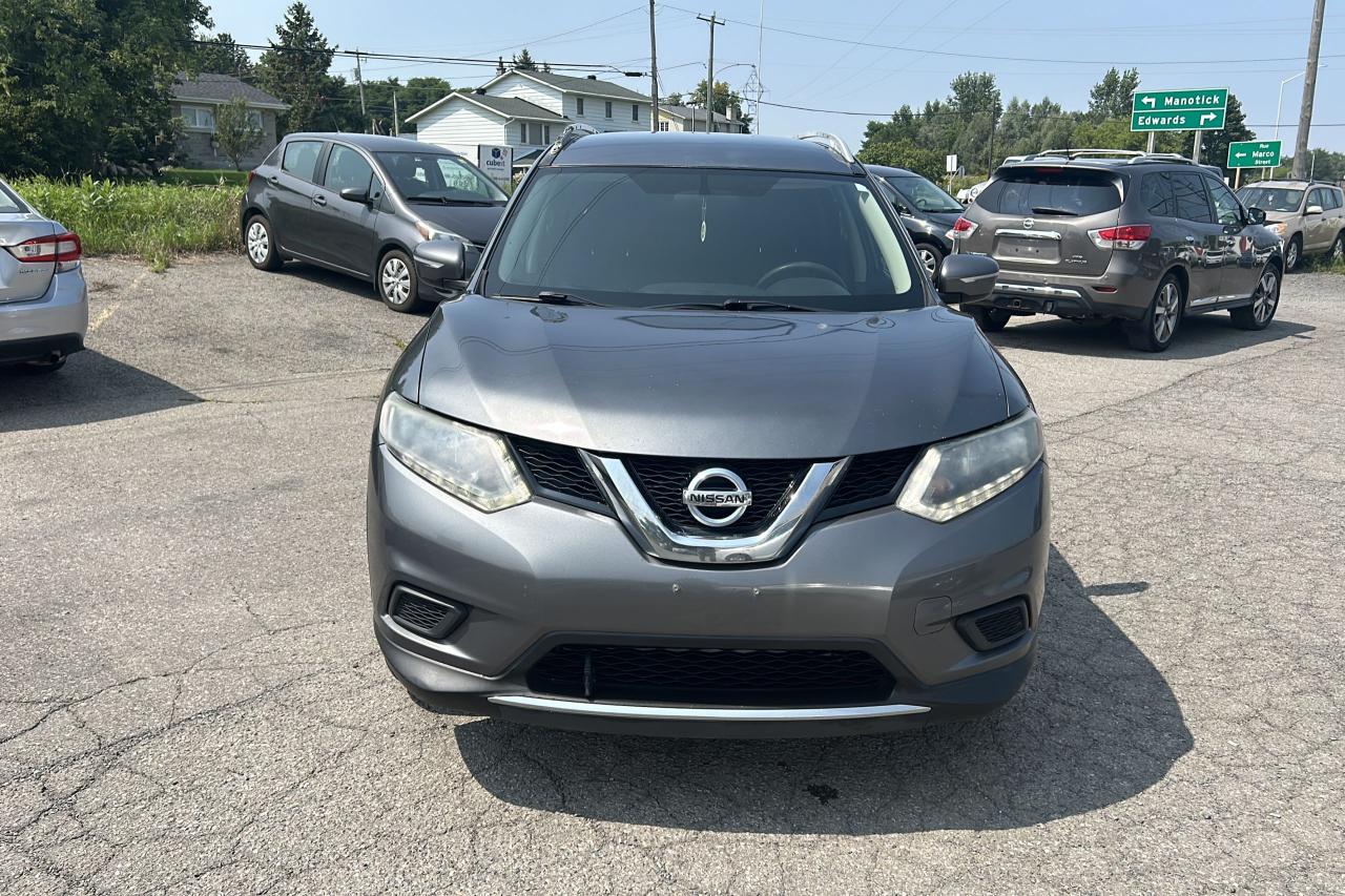 Used 2015 Nissan Rogue SV for sale in Ottawa, ON