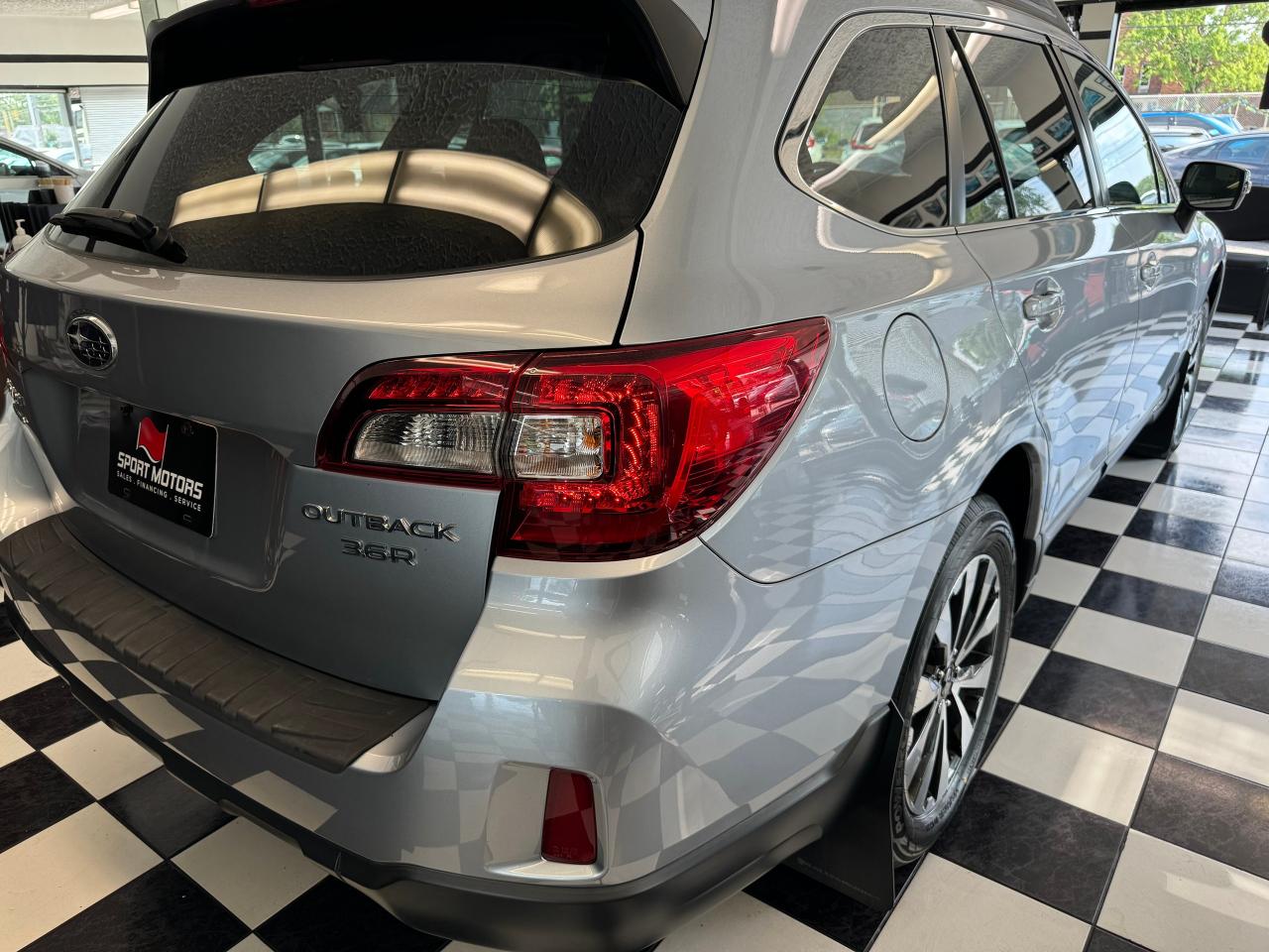 2016 Subaru Outback 3.6R AWD LIMITED W/Eye Sight+NewTires+AccidentFree - Photo #42