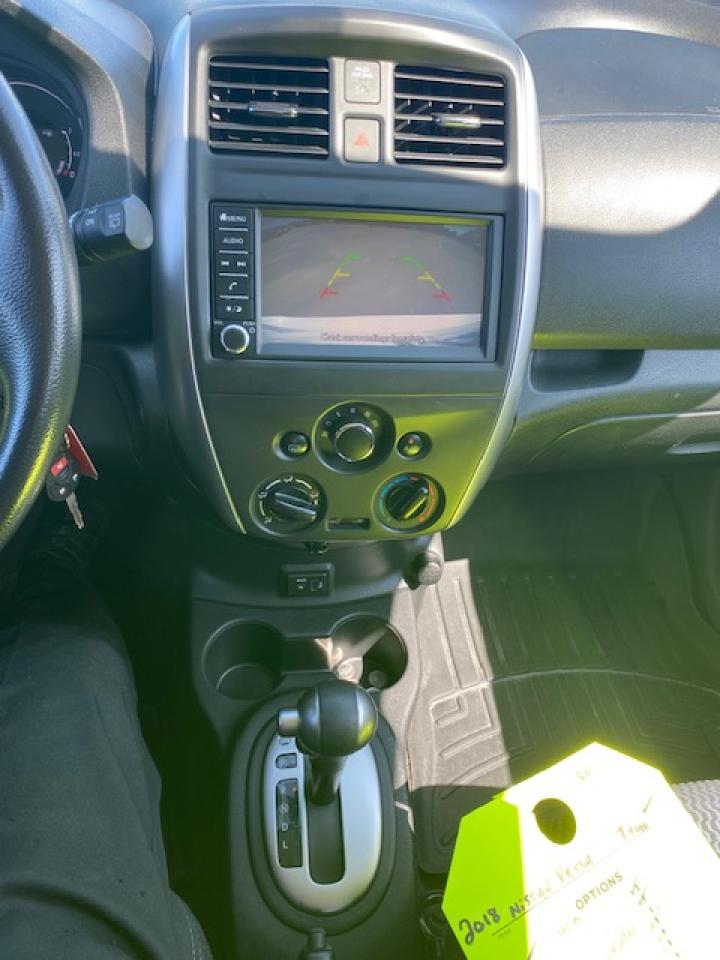2018 Nissan Versa Note SV FWD - Photo #6